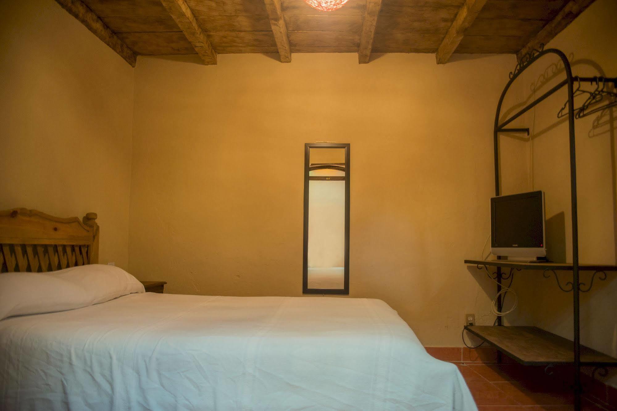 Casa Madero Ξενοδοχείο San Cristóbal de Las Casas Εξωτερικό φωτογραφία